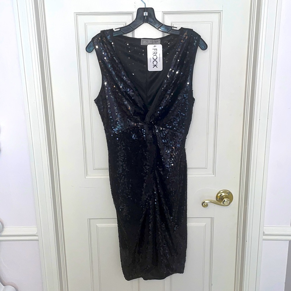 Black sequin knotted dress